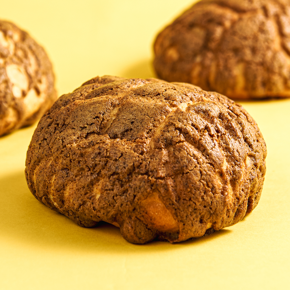 全粒粉の焙煎メロンパン